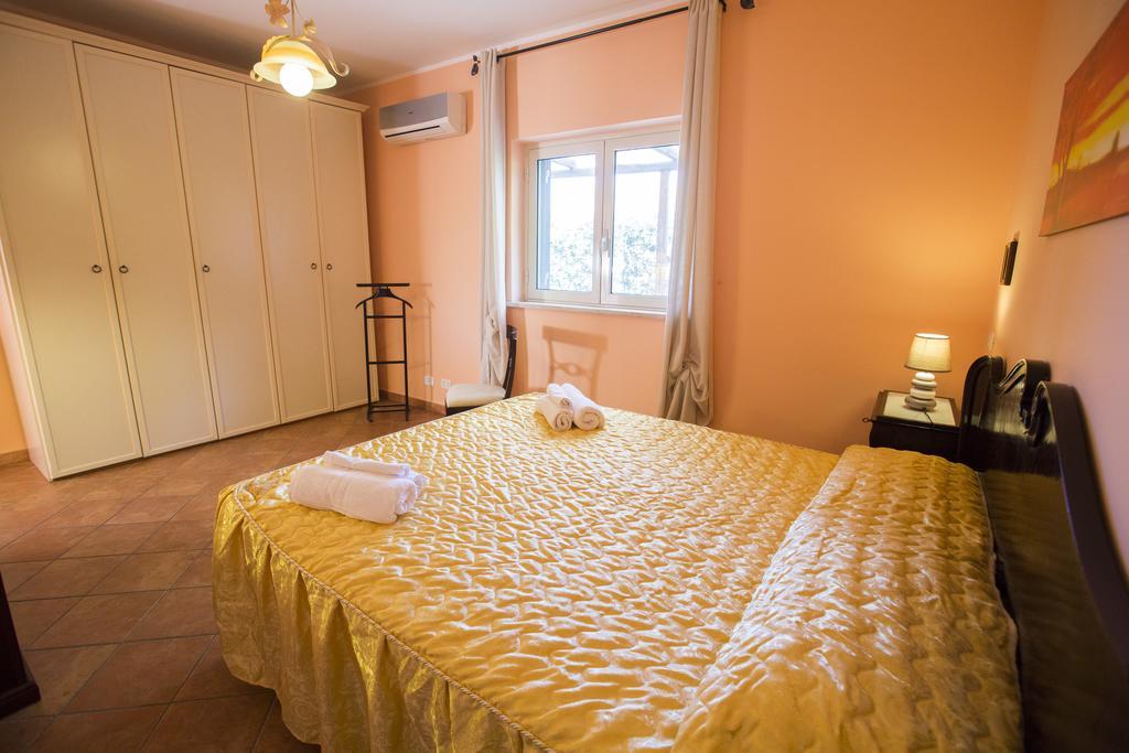 Villa Di Franco Cefalù Eksteriør billede
