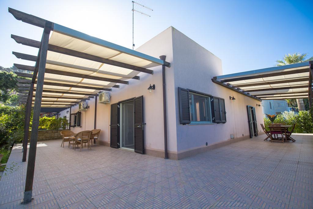 Villa Di Franco Cefalù Eksteriør billede