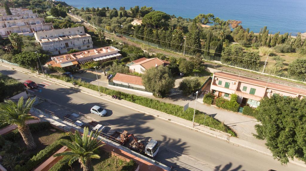 Villa Di Franco Cefalù Eksteriør billede